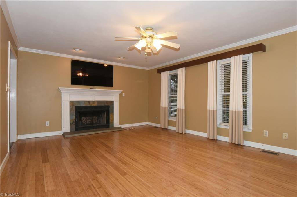 Greensboro, NC 27407,7 Ivy Brook CT