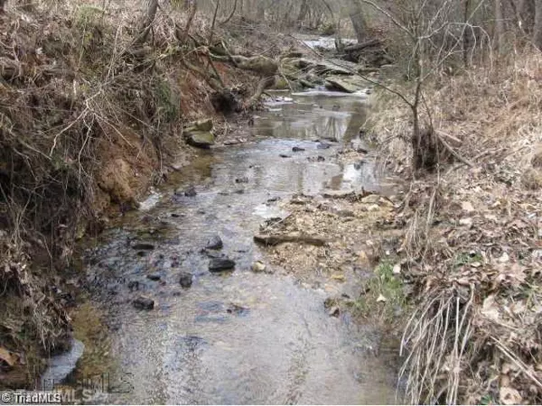 King, NC 27021,xxxx Birthel Bennett RD