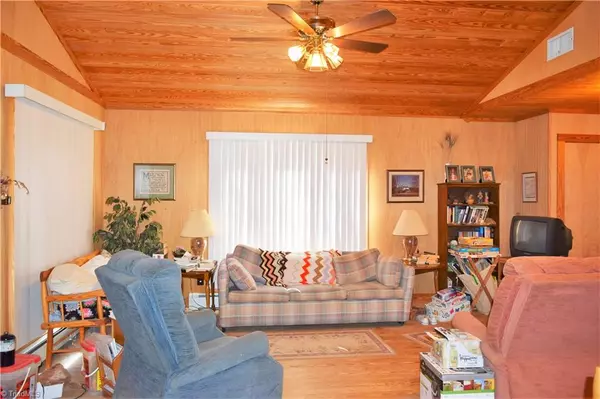 Stoneville, NC 27048,248 Bennett RD