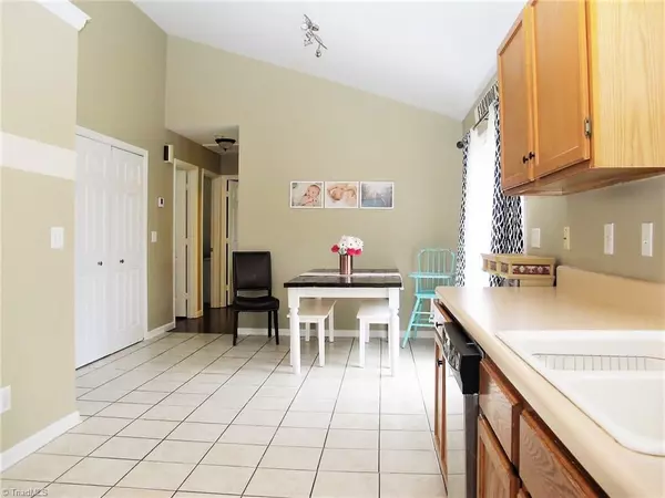 Oak Ridge, NC 27310,7999 Bartonshire DR