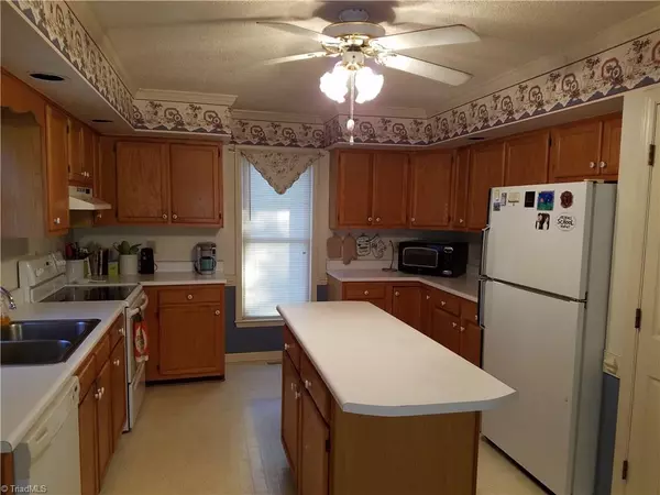 Pleasant Garden, NC 27313,6303 Oak Point DR