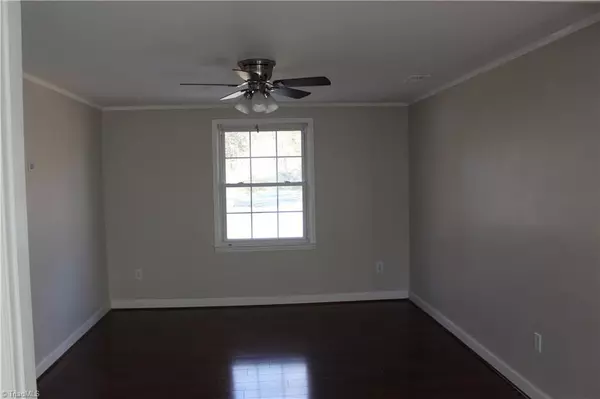 Randleman, NC 27317,908 E Naomi ST