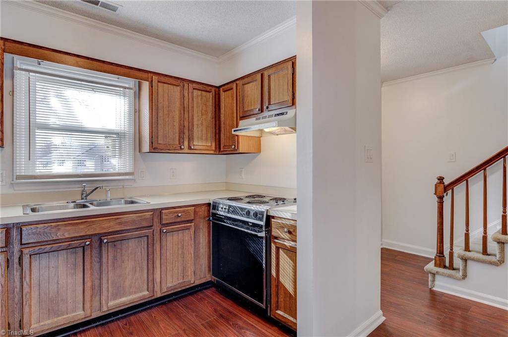 Greensboro, NC 27405,1121 Glendale DR