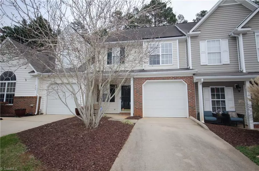 827 Creek Crossing TRL, Whitsett, NC 27377