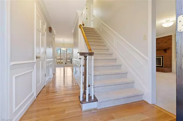 Kernersville, NC 27284,483 Buckhurst DR