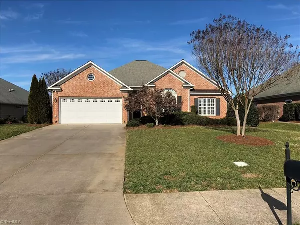 128 W Eden Course DR, Advance, NC 27006