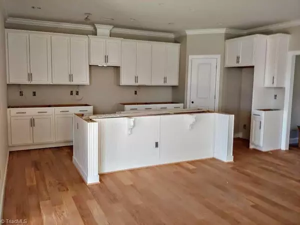 Mebane, NC 27302,302 Sam Snead DR