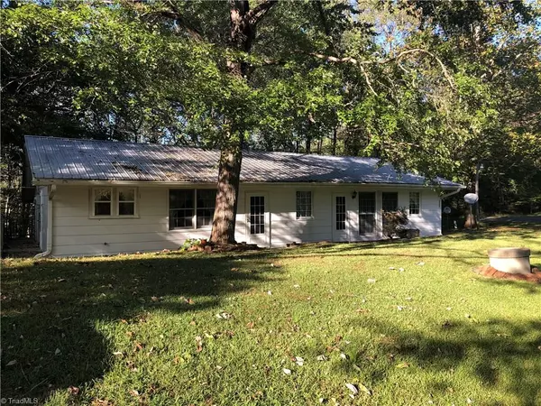 1151 Ed Booth RD, Westfield, NC 27053