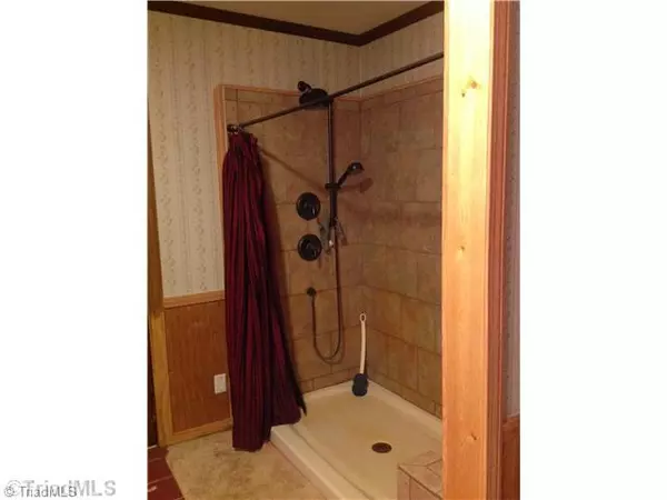 Mount Airy, NC 27030,173 Alexandria LN