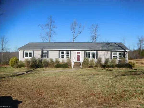 2560 Staleys Farm RD, Asheboro, NC 27205