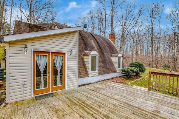 Tobaccoville, NC 27050,6155 Wall RD