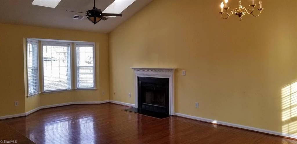 Greensboro, NC 27406,4411 Tyndale CT