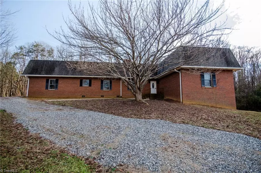 117 Bussell RD, Statesville, NC 28625