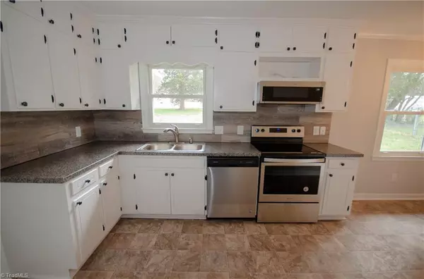 Randleman, NC 27317,1116 Heathwood DR