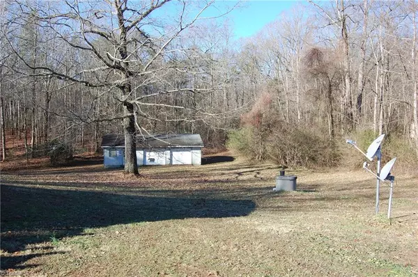 Roaring River, NC 28669,829 N Ridge RD