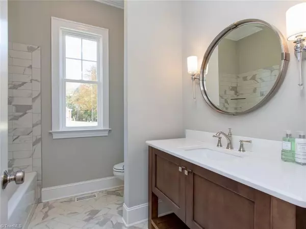 Oak Ridge, NC 27310,5404 Berrier Ridge CT