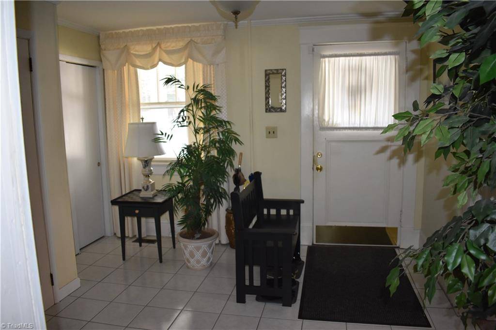 Greensboro, NC 27405,806 Cypress ST