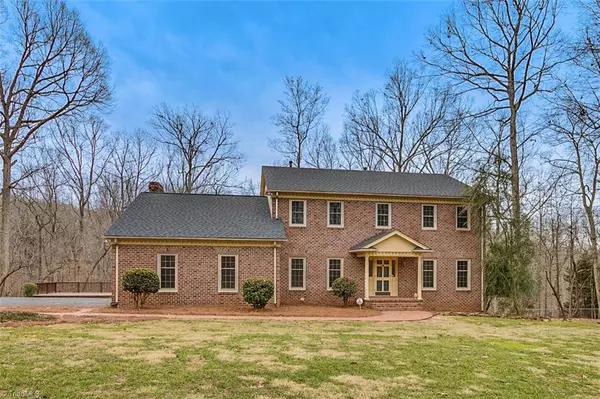 2125 Berkley LN, Asheboro, NC 27205