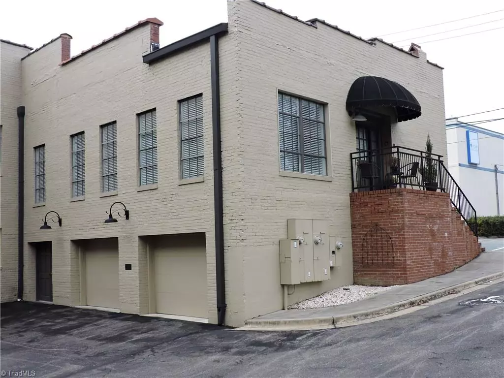 Mount Airy, NC 27030,165 Virginia ST #12