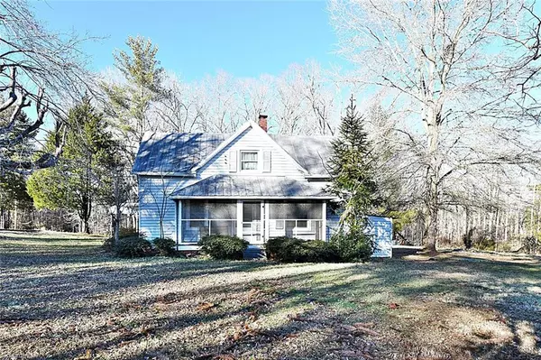East Bend, NC 27018,5148 Baker RD