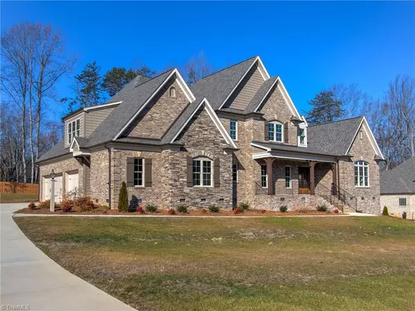 5409 Deerview CT, Summerfield, NC 27410