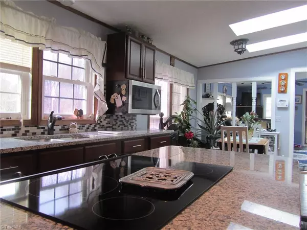 Madison, NC 27025,135 Kirk LN