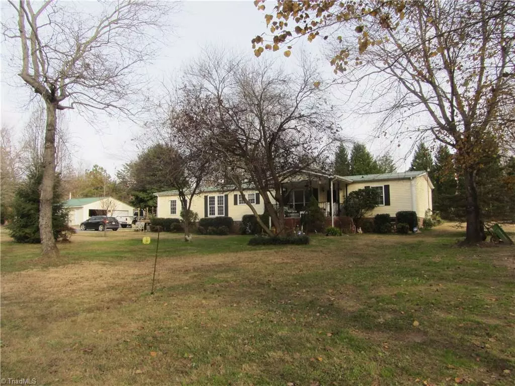 Madison, NC 27025,135 Kirk LN