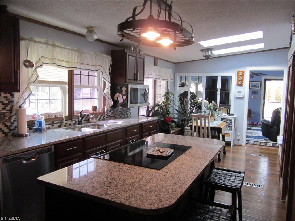 Madison, NC 27025,135 Kirk LN