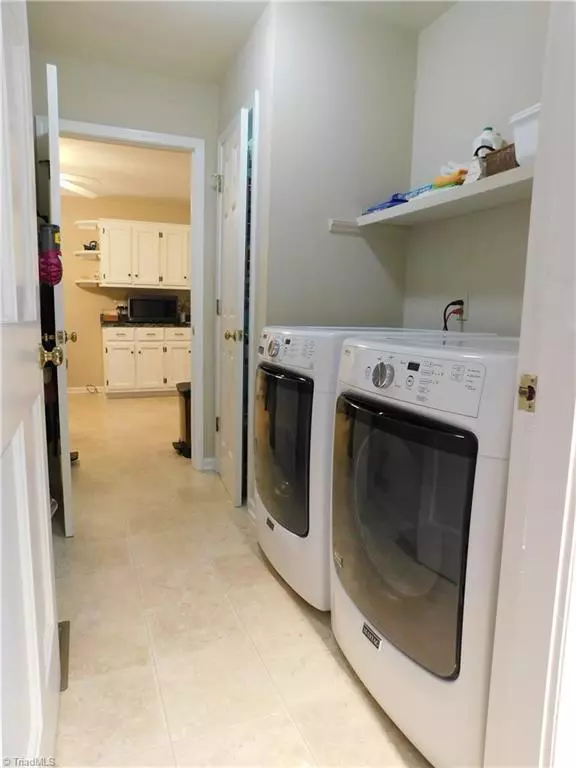 Mount Airy, NC 27030,664 Cross Creek DR