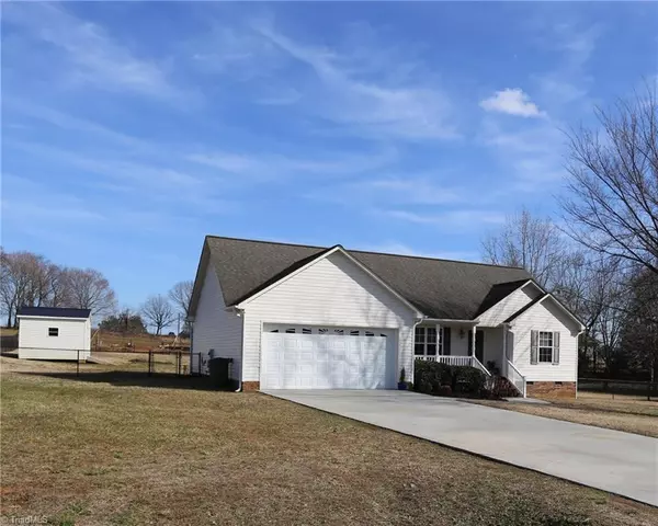 165 Amandale LN, Lexington, NC 27295