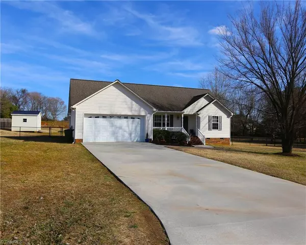 Lexington, NC 27295,165 Amandale LN