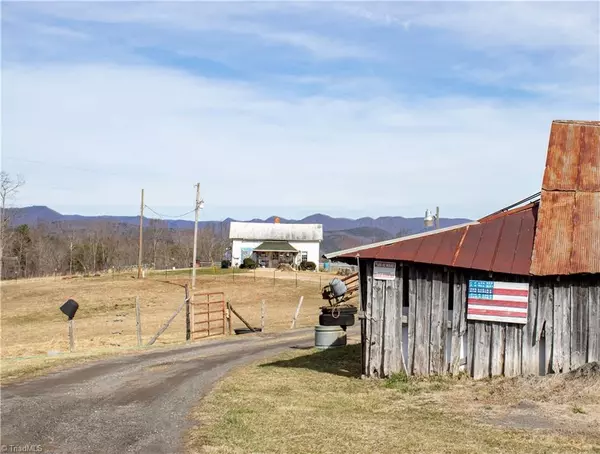 Mount Airy, NC 27030,280 Blue Meadow LN