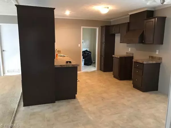 Roaring River, NC 28669,2205 Ruritan RD