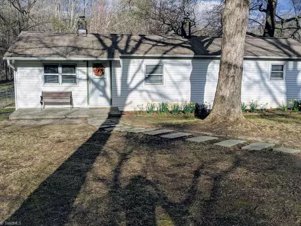 7754 Eversfield RD, Summerfield, NC 27358