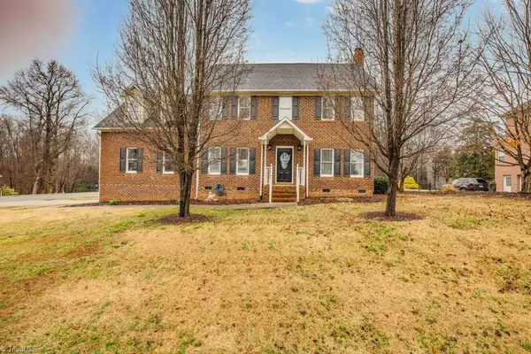 386 Ashmoor LN, Lexington, NC 27295