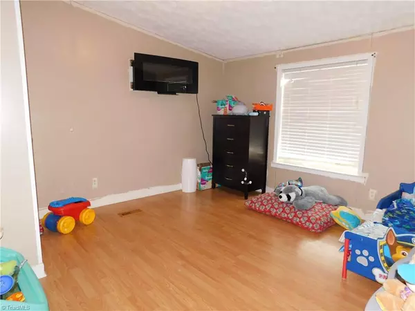 Roaring River, NC 28669,665 RR Ruritan Club RD