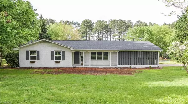 3305 Oak Ridge RD, Summerfield, NC 27358