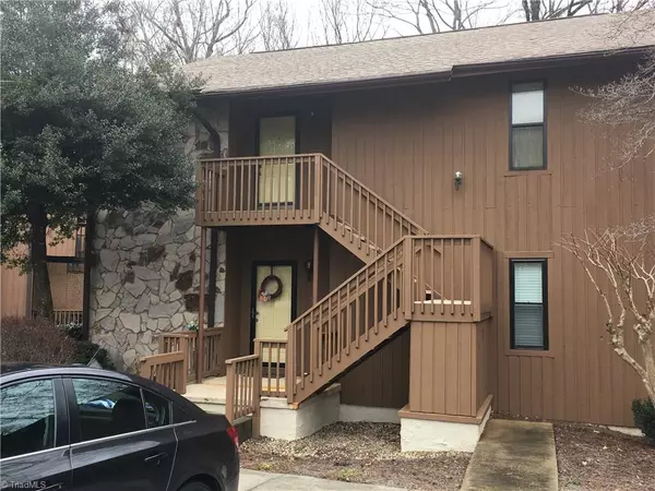 6 Cedar Creek, Jamestown, NC 27282