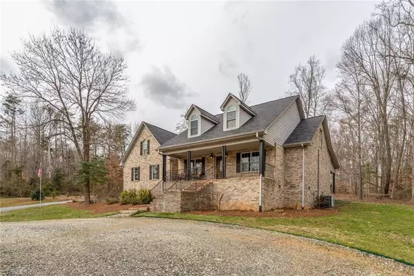 6905 Deermont RD, Gibsonville, NC 27249