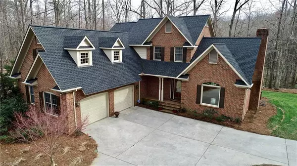 5239 Creed DR, Summerfield, NC 27358