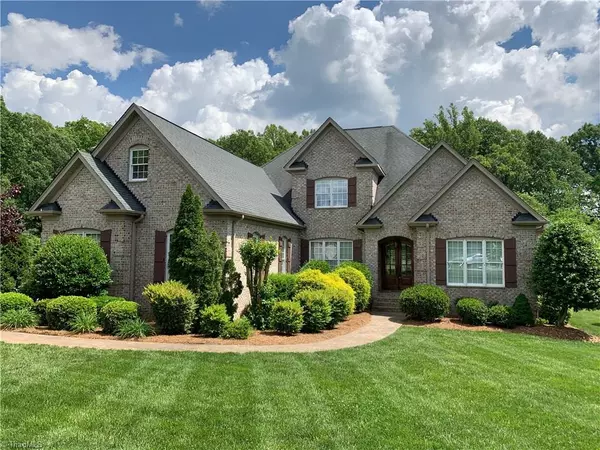 6247 Stanback CT, Summerfield, NC 27358