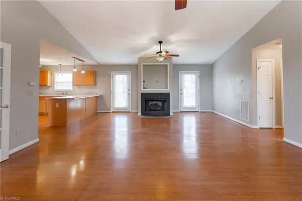 Randleman, NC 27317,113 Maness DR