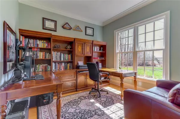 Oak Ridge, NC 27310,8412 Linville Oaks DR