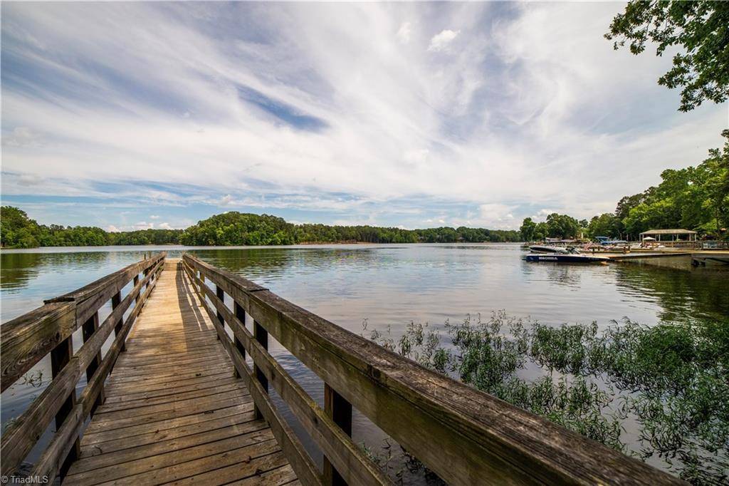 309 Nottingham DR, Lexington, NC 27292