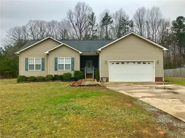 174 Isaiah CT, Lexington, NC 27292