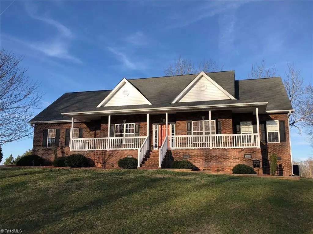 Mocksville, NC 27028,144 Elberon CT