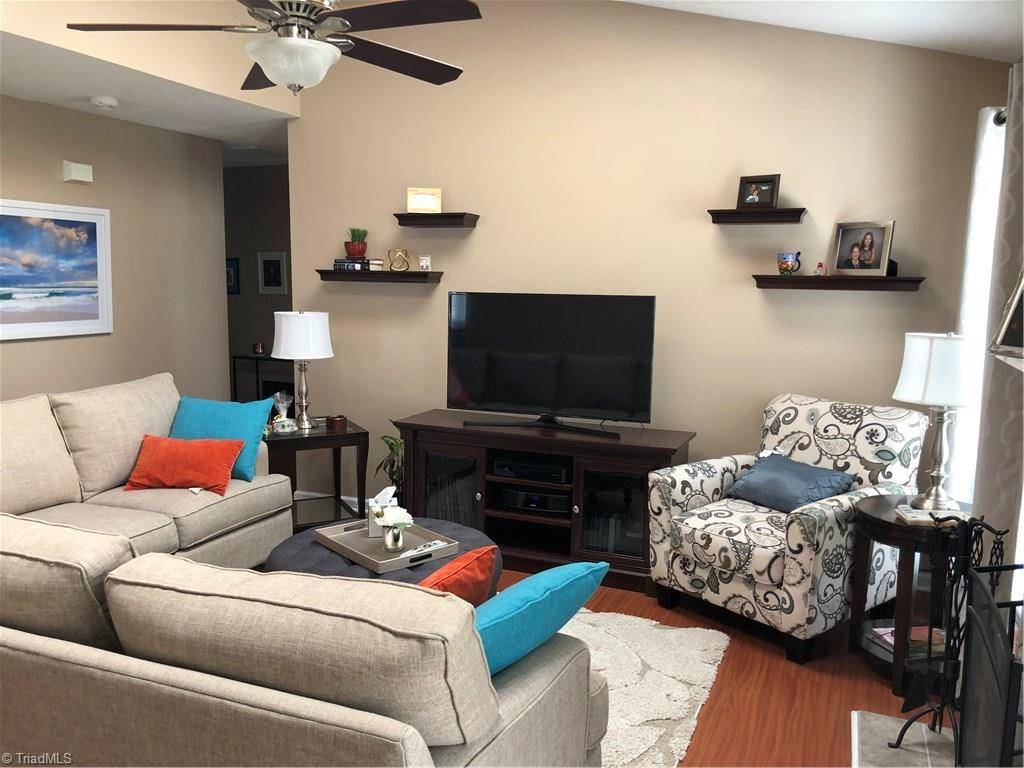 Greensboro, NC 27406,4402 Bear Ridge CT