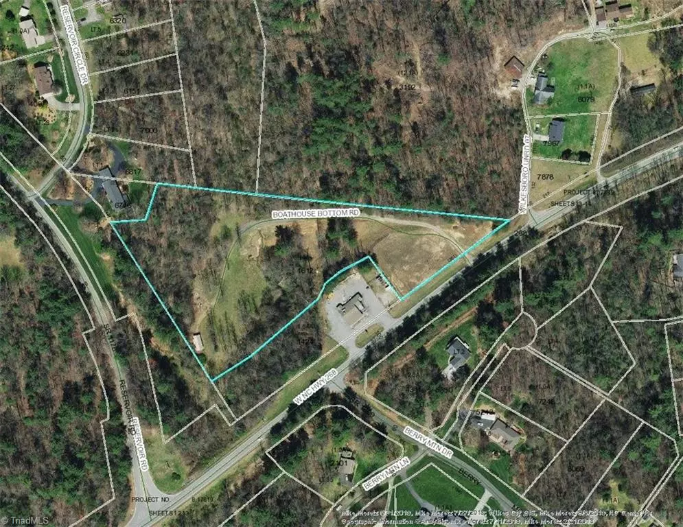 Wilkesboro, NC 28697,TBD Boathouse Bottom DR