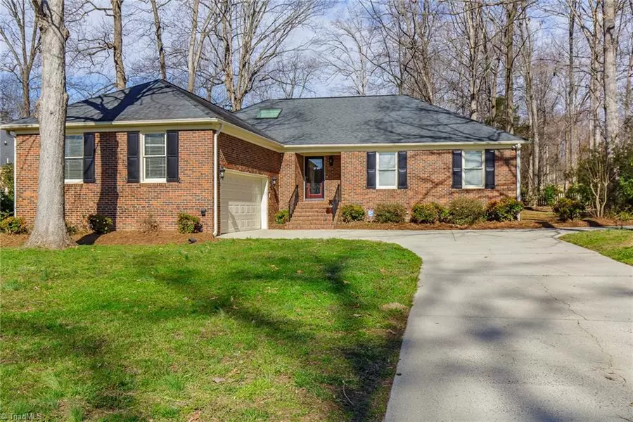 303 Ashley TRCE, Elon, NC 27244