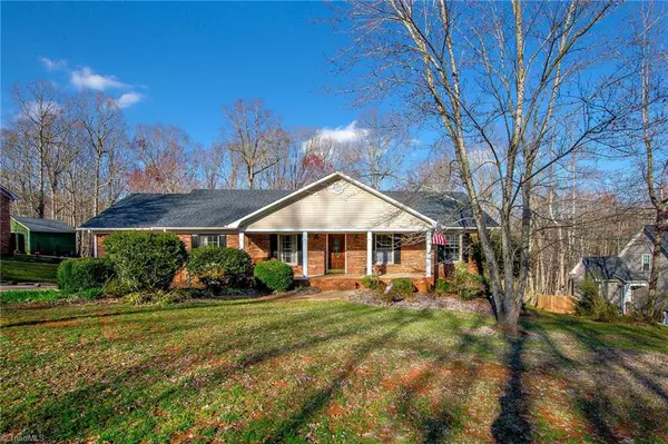 652 Horse Mountain DR, Asheboro, NC 27205